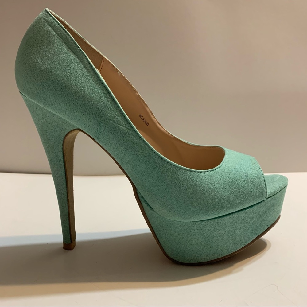🚩Charlotte Russe Mint High Heel Platform Shoes🚩 FINAL PRICE